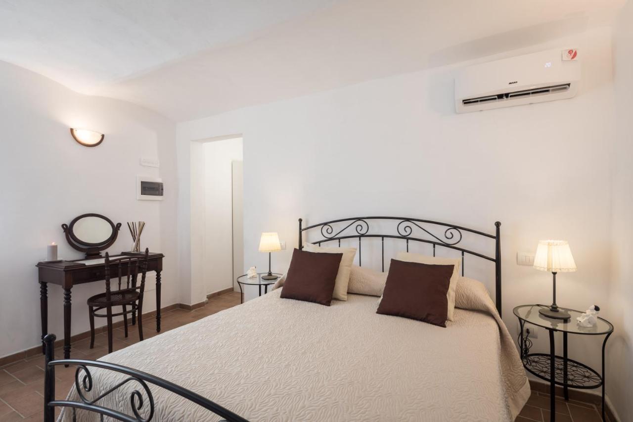 Bed and Breakfast La Crociata Сарцана Екстер'єр фото